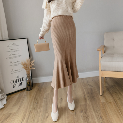 프릴 머메이드 라인 니트 밴딩 스커트