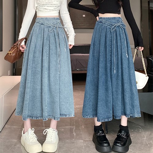 여성스러운 플레어핏 데님 스커트