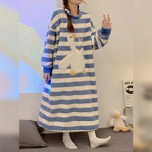 ◈[당일발송] 화이트덕 줄무늬 극세사 원피스 파자마