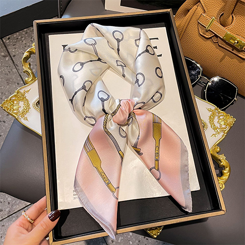 감성 패턴 실크 사각 스카프