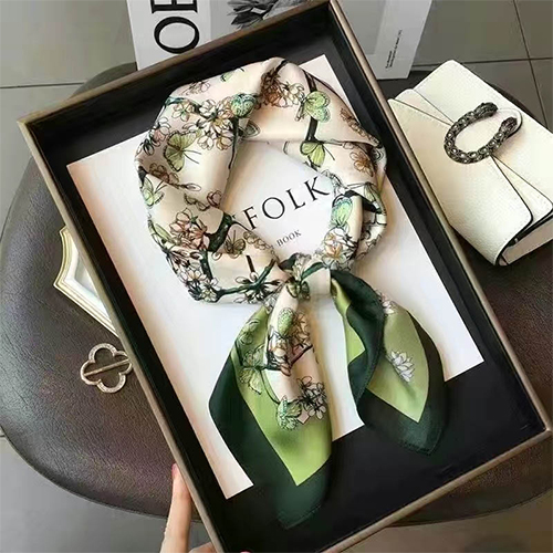 12종 패턴 실키 포인트 스카프