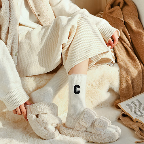 레터링 골지 장목 양말