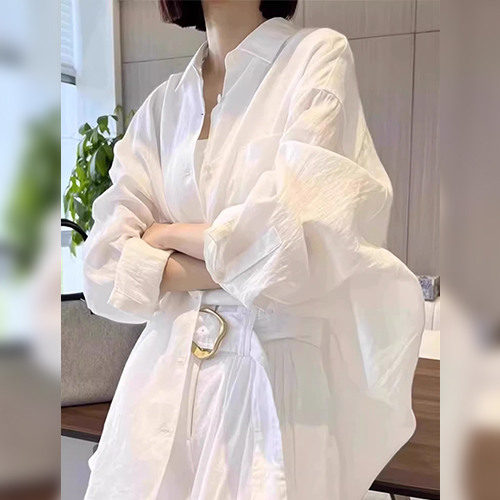 오버핏 화이트 클린 셔츠