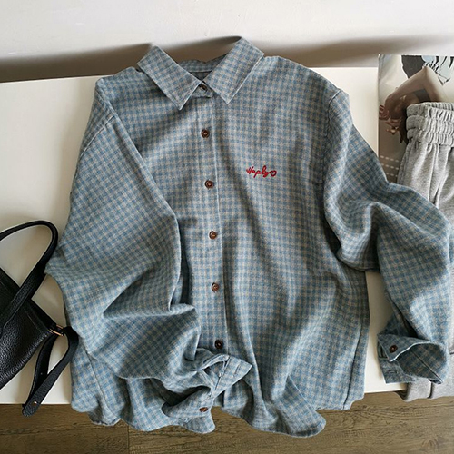 레드 자수 루즈핏 체크 셔츠