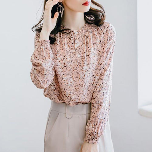 플라워 셔링 반오픈 블라우스