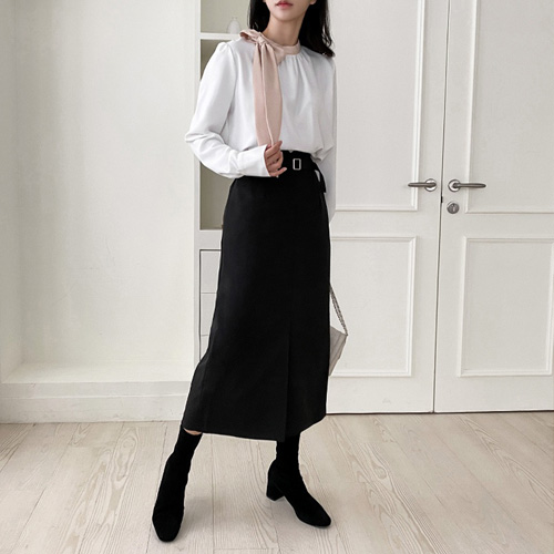 배색 타이 블라우스