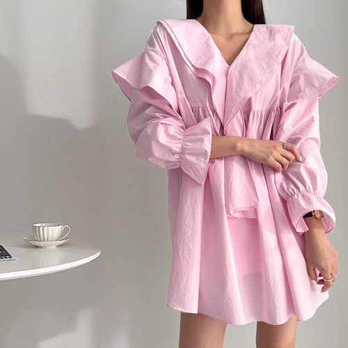 브이넥 프릴 박시핏 롱 블라우스