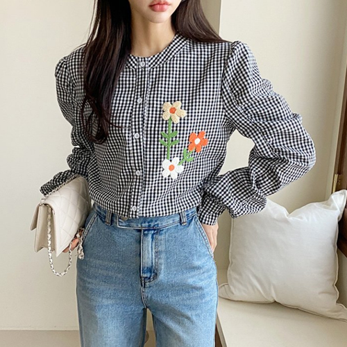 플라워자수 퍼프 헨리넥 블라우스