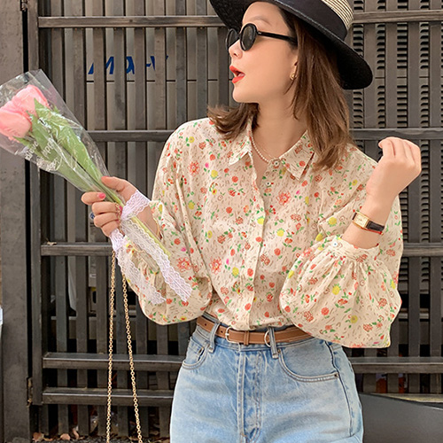 ◈[당일발송] 로맨틱 플라워패턴 벌룬 소매 카라 블라우스