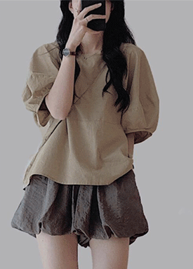 베이직 오버핏 소매 퍼프 블라우스