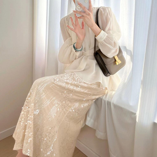 ◈[당일발송] 페미닌 리본끈 블라우스+스팽글 플레어 롱 스커트 2SET