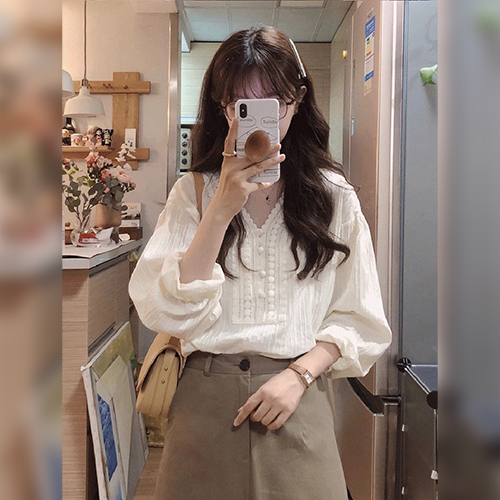 ◈[당일발송] 브이넥 레이스 화이트 블라우스