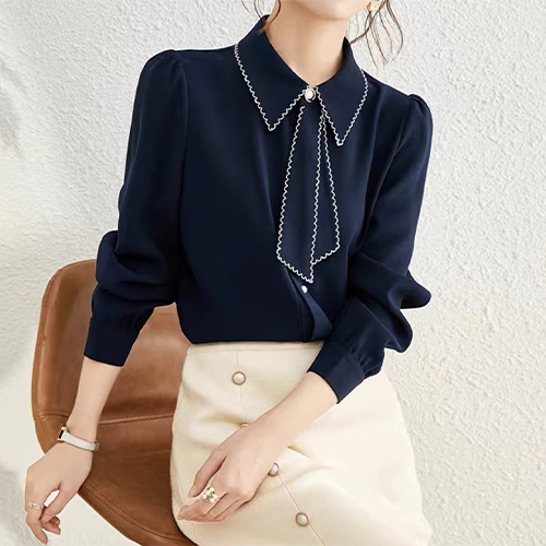 세련된 리본타이 블라우스