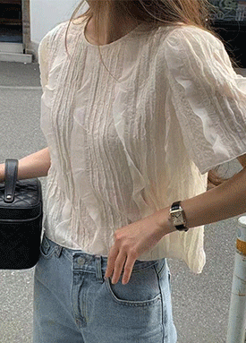 내츄럴 프릴 반팔 블라우스