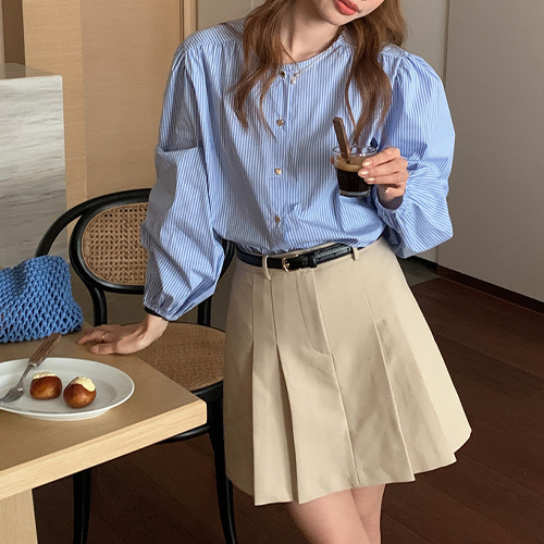◈[당일발송] 스트라이프 하트버튼 볼륨소매 블라우스