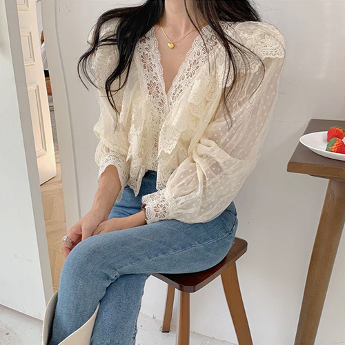 엔젤 레이스 프릴 시스루 블라우스