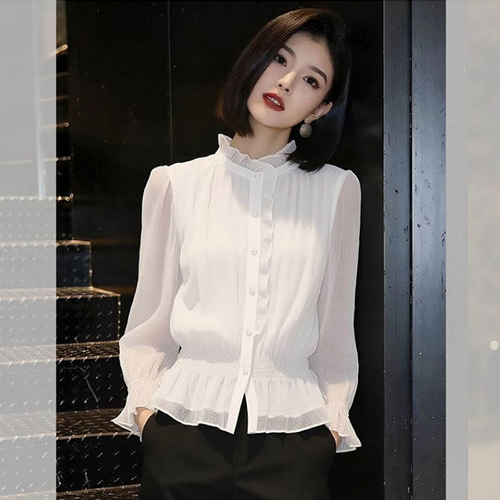 프릴넥 시스루 셔링 밴딩 블라우스