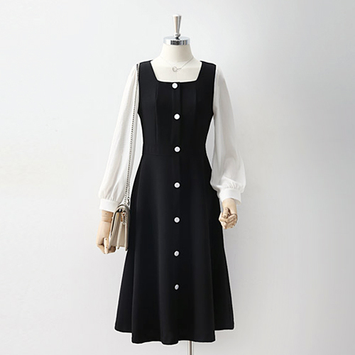 [당일발송] [재입고] 스퀘어 플레어 블랙 원피스