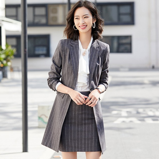 스트라이프 H라인 스커트