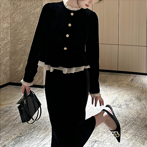 블랙 프릴 골드버튼 원피스