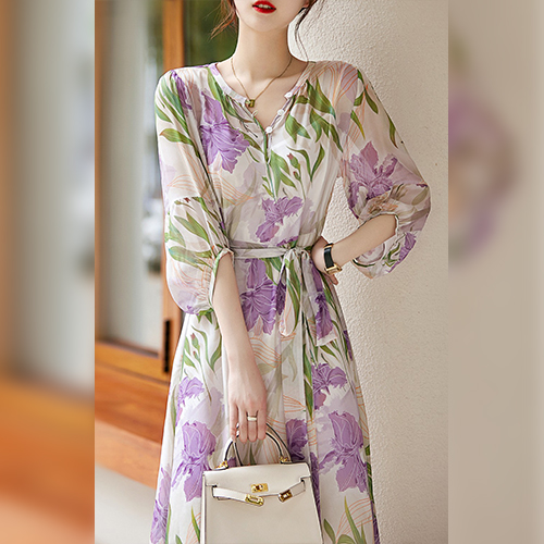 화사한 퍼플 플라워 페미닌 원피스