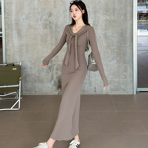 슬림핏 숄 니트 원피스