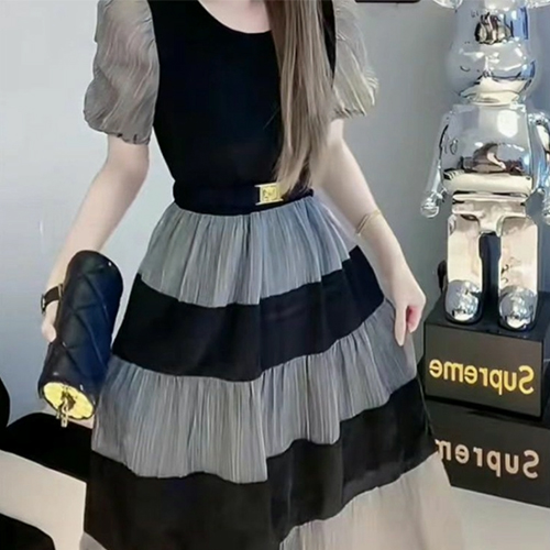 ◈[당일발송] 배색 벨티드 퍼프 원피스