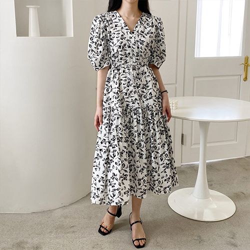 내추럴 가든 허리 스트링 브이넥 원피스