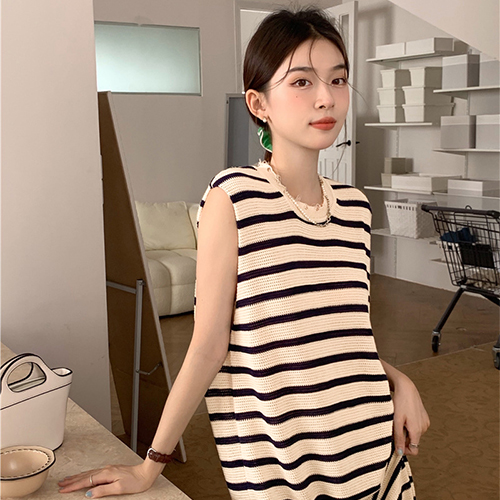 ◈[당일발송] 스트라이프 민소매 짜임 니트 원피스