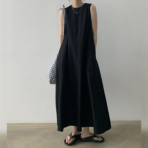 심플 슬리브리스 A라인 원피스