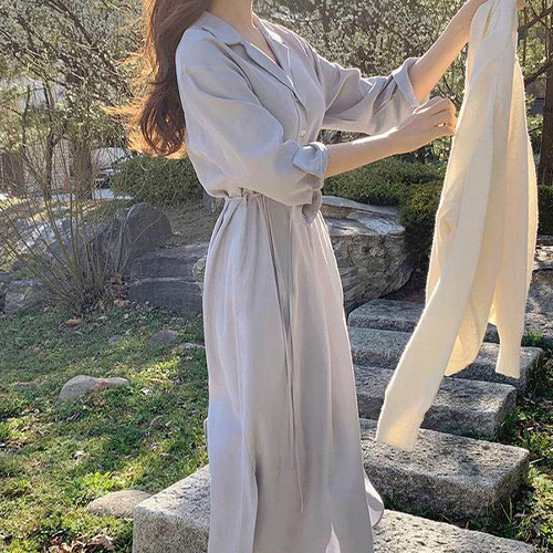 차분한 카라넥 슬림핏 셔츠 원피스