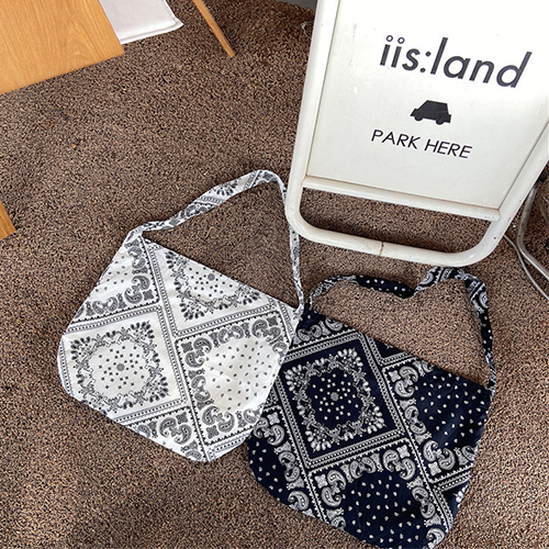 페이즐리 크로스 에코백