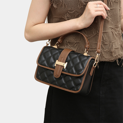 퀼팅 레더 체인 크로스 핸드백