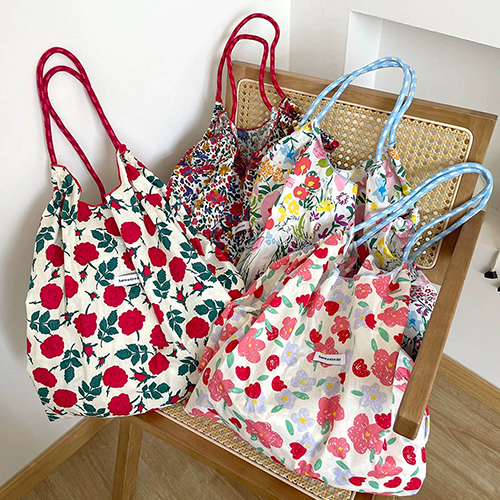 .산뜻한 플라워 패턴 로프백