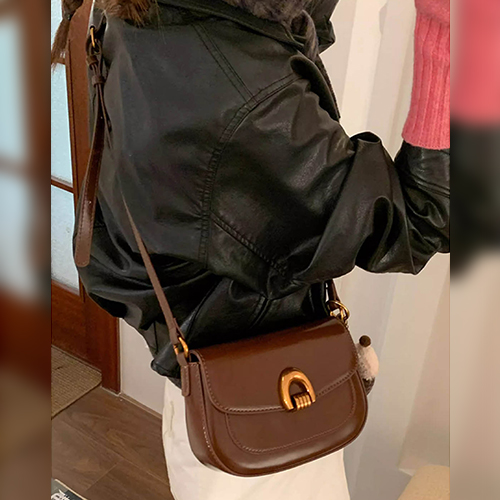 ◈[당일발송] 미니멀 골드 버클 레더 크로스백