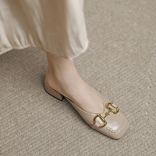 [당일발송] 스퀘어 쉐잎 메탈 장식 뮬