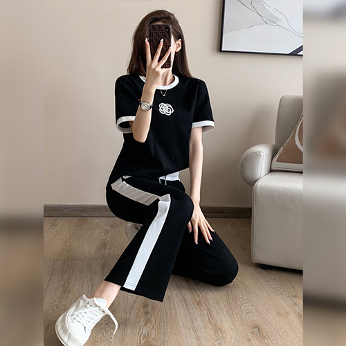  ★목요특가 50%★비즈 플라워 반팔 티셔츠&밴딩 팬츠 2SET