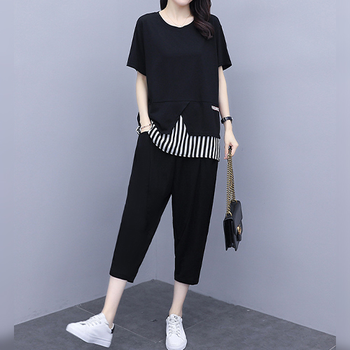 스트라이프 배색 반팔티&7부 배기 팬츠 2SET