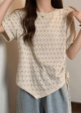 입체 펀칭 언발 리본 스트링 반팔티