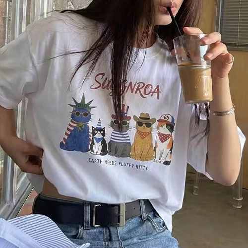 플러피 캣 그래픽 코튼 반팔 티셔츠