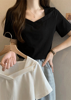 모던 스퀘어 반팔 티셔츠