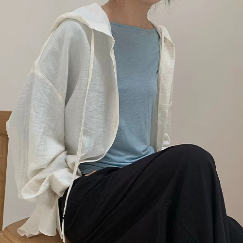 가벼운 박시 후드 점퍼