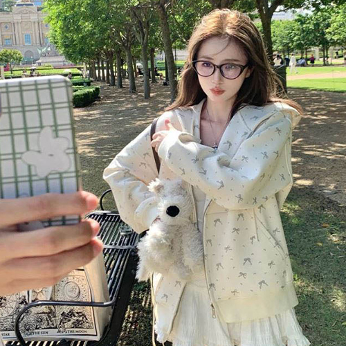 리본 패턴 연옐로우 후드 집업
