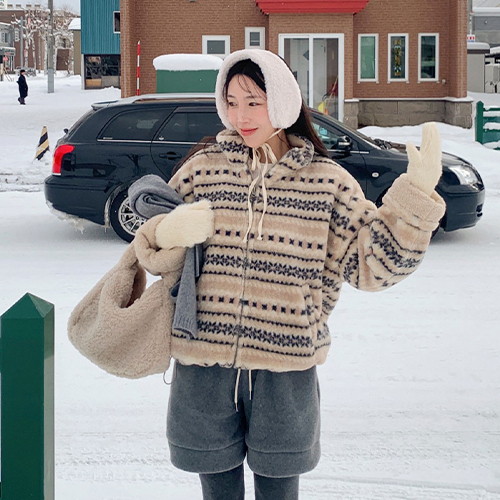 노르딕 하이넥 양털 플리스 점퍼