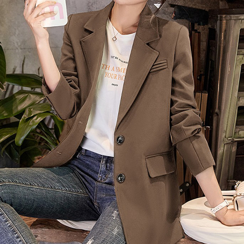 뒷버튼 포인트 자켓