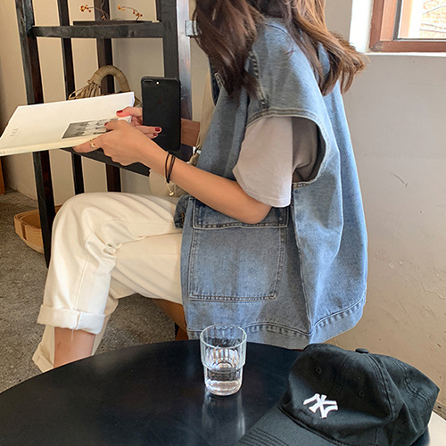 오버핏 캐주얼 데님 베스트