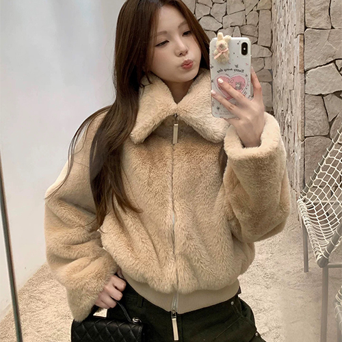 와이드 카라 투웨이 퍼 코트