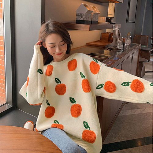 [재입고] 오렌지 부클 자수 루즈 니트