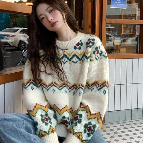 노르딕 케이블 라운드 니트