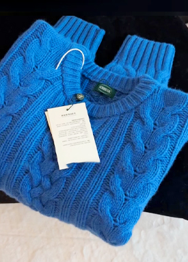 클래식 볼드 꽈배기 패턴 니트